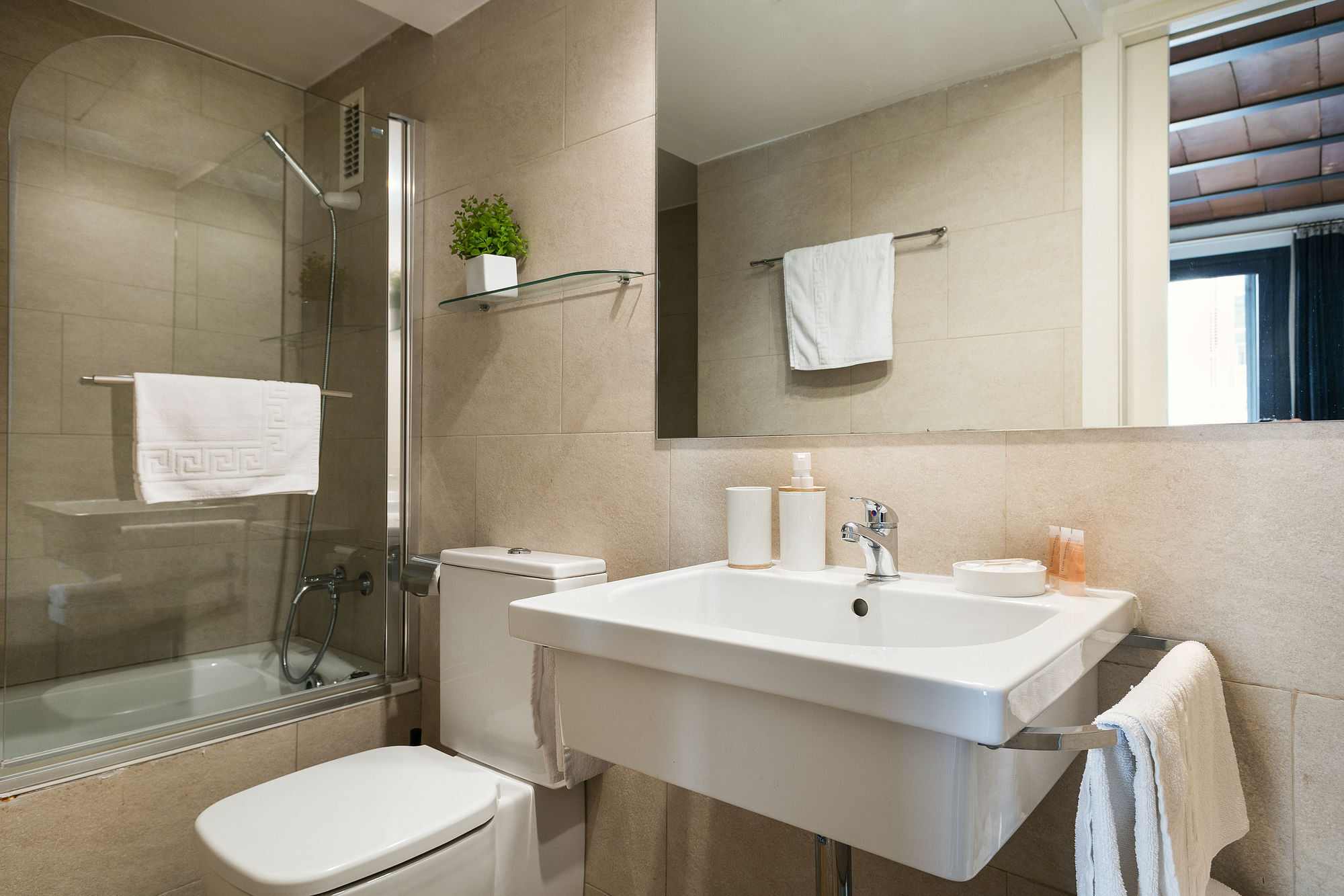 Apartment Aspasios Ramblas Barcelona